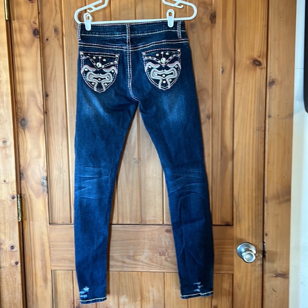 Liuces jeans